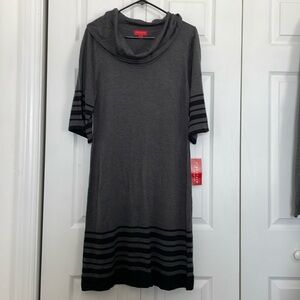 NWT Women’s Signature by Sangria sz L sweater dress. Gray cowl neck halve sleeve